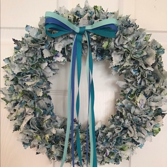 Wreath – sea of green and blue - Picture 2 of 3